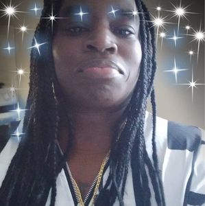 Meet your Posher, Rochelle